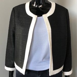 KARL LAGERFELD M MEDIUM BOLERO JACKET BLACK WHITE CROPPED OPEN FRONT BLAZER